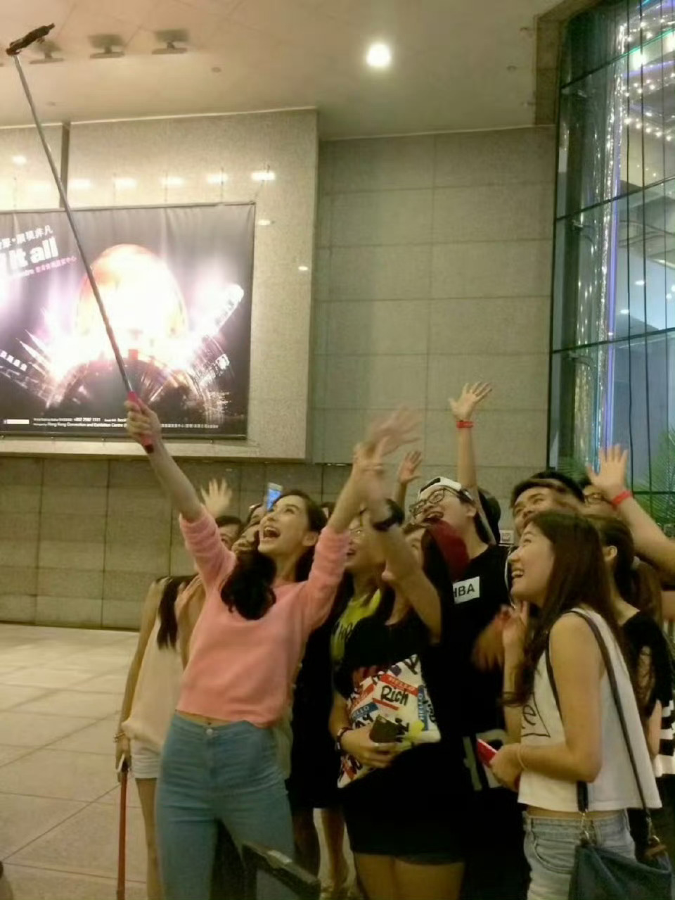 多多关注全能女帝angelababy未来会带给我们的不断惊喜baby纯素颜和长情