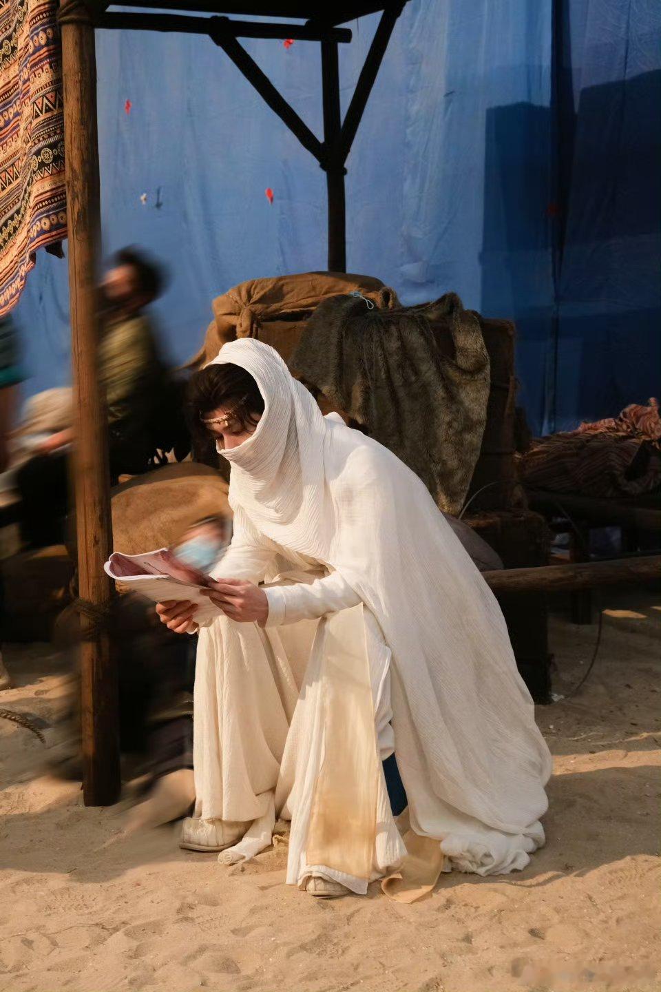 成毅两京十五日cy成毅朱瞻基希望日出是你，日落是你。你只管大步向前走，好好做自己