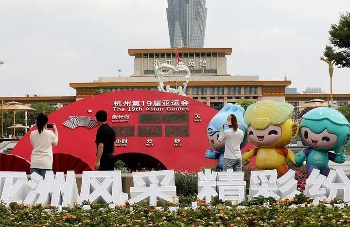 俄罗斯人和白俄罗斯人将不被允许参加9月23日在中国杭州开幕的亚运会。

亚奥理事