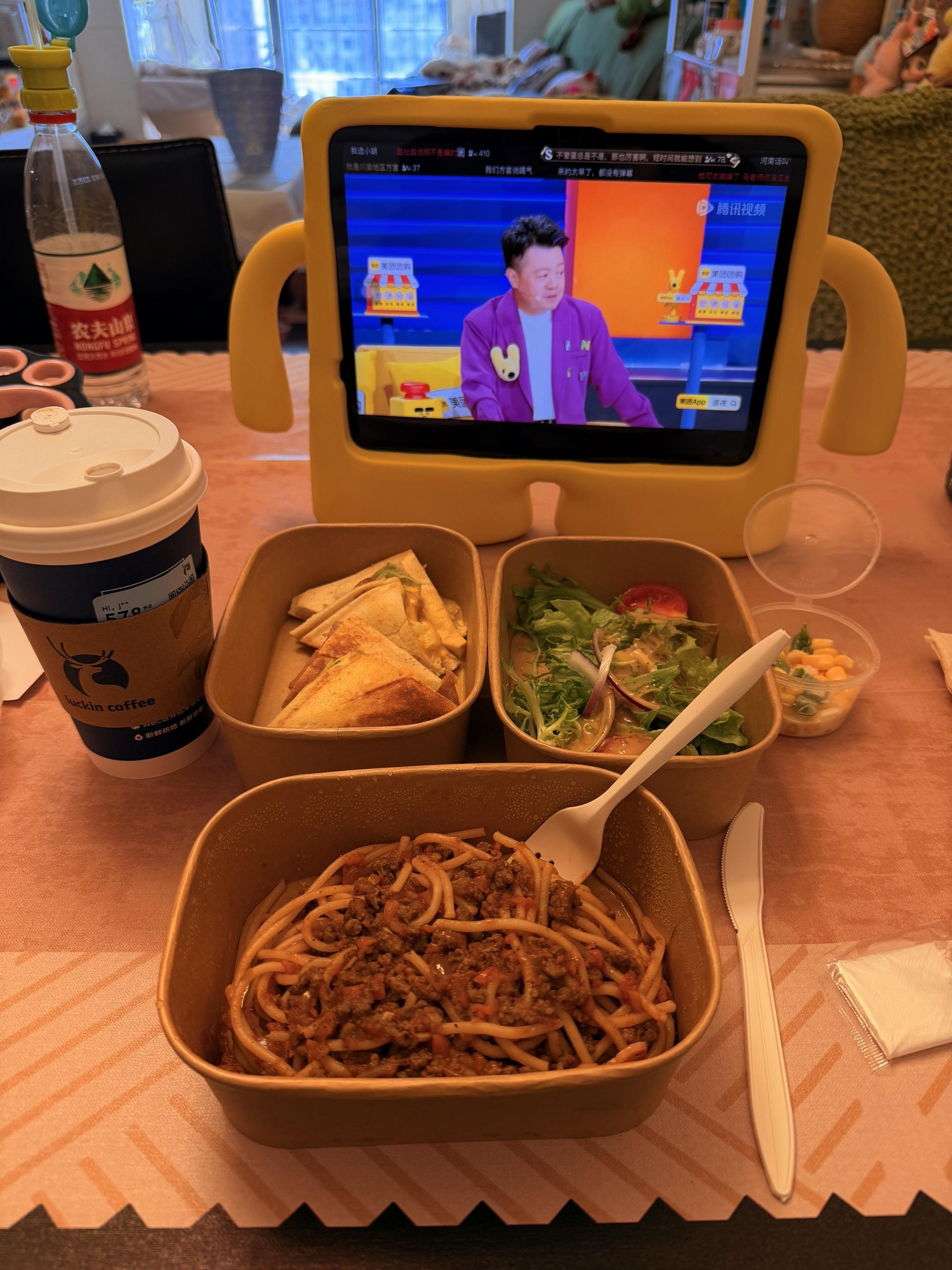 可惜你不看喜人。也不懂我 不懂伊春中专蛤蟆 不懂羊汤里加五子棋 不懂让...