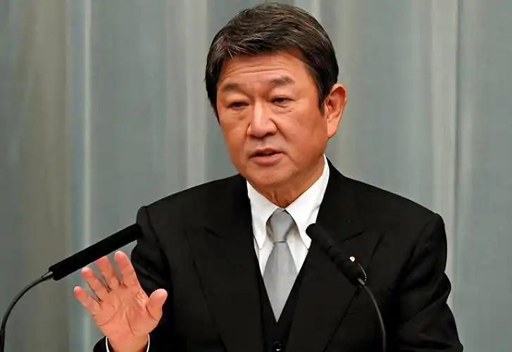 千万别低估日本在台海问题上的狡猾！面对“台湾算不算中国内政”的连环套话，日本外相