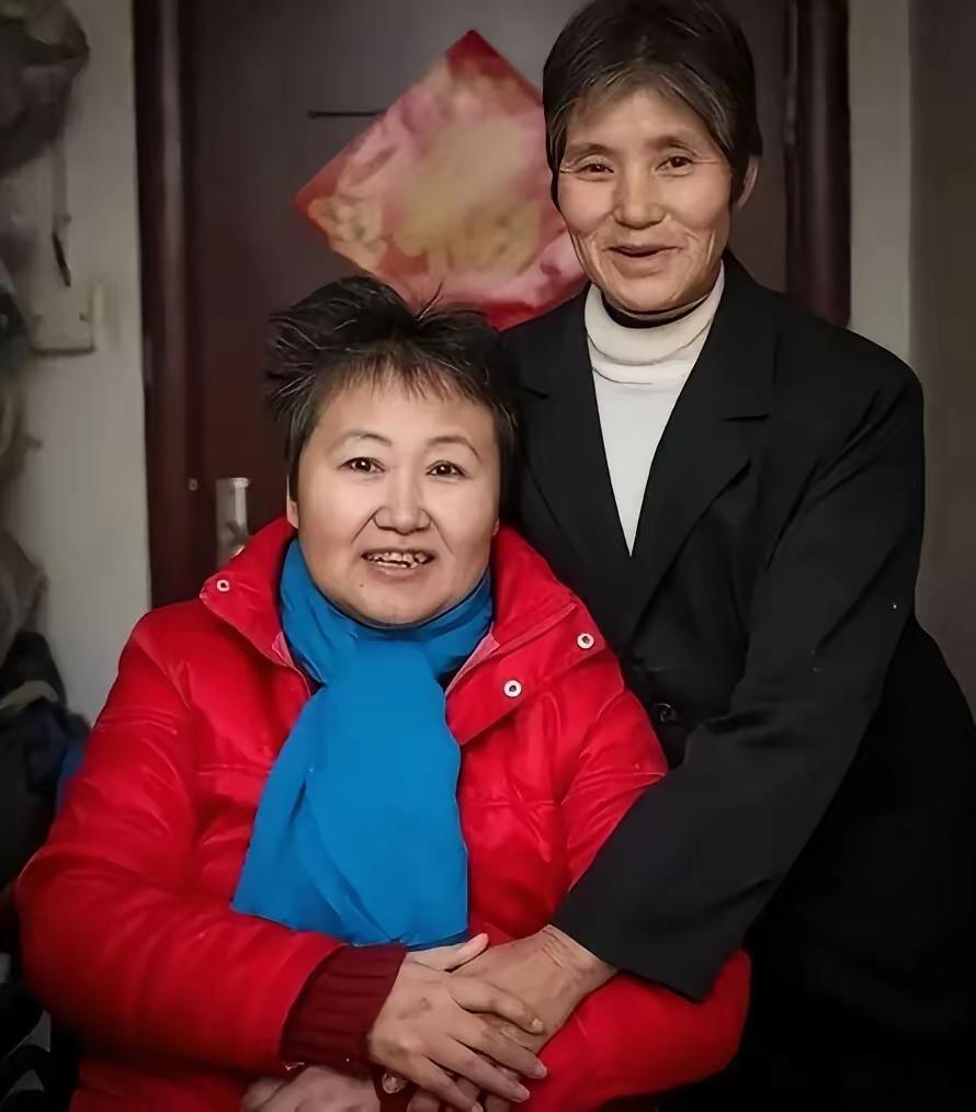 浙江，48岁女子在医院做护工，接到一个出车祸女孩，医生说：会成为植物人，哪料，她