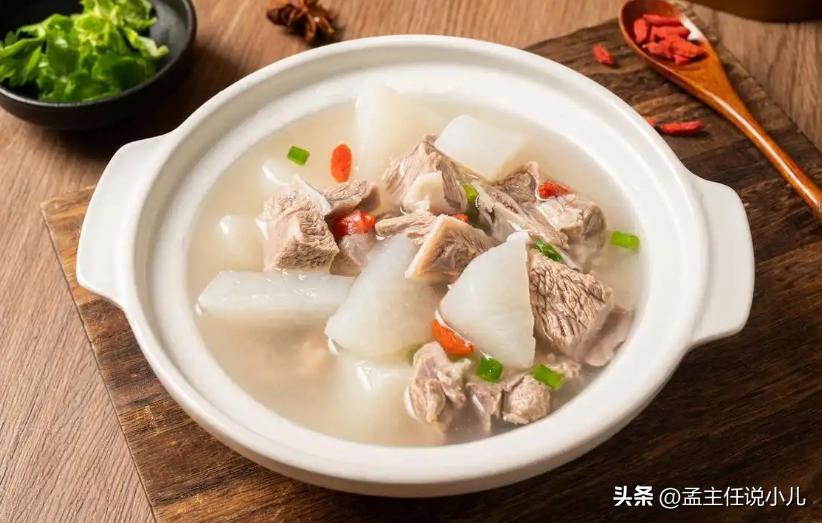 羊肉是大脑神经“兴奋剂”？儿科医生提醒：不想孩子抽动加重，这5类发物尽量少吃
大
