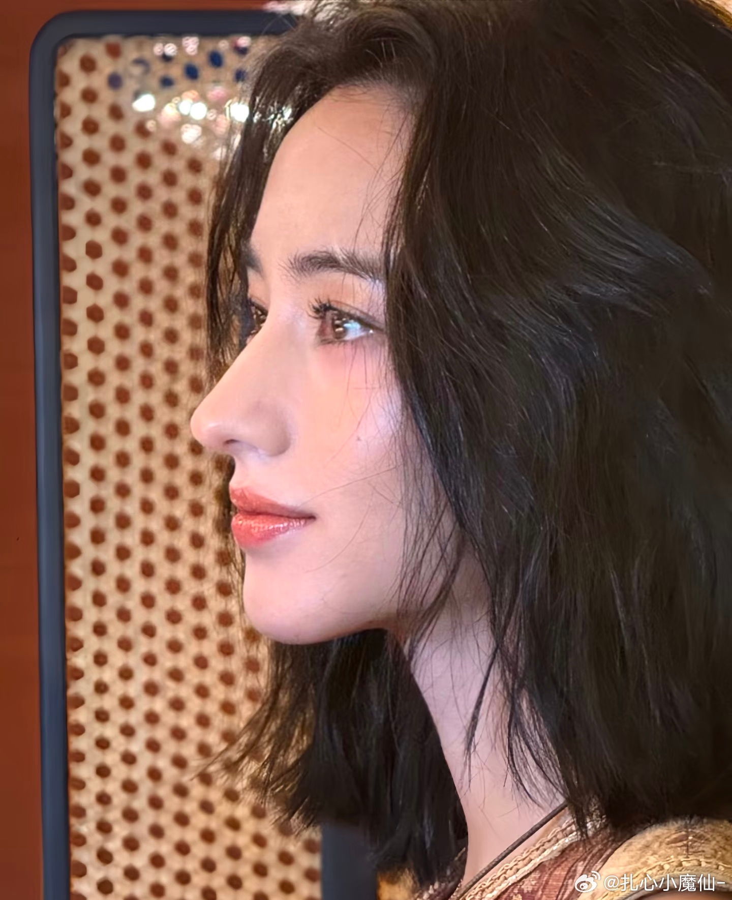 李宛妲这张脸确实没话说，虽然是混血，但是异域感不强 