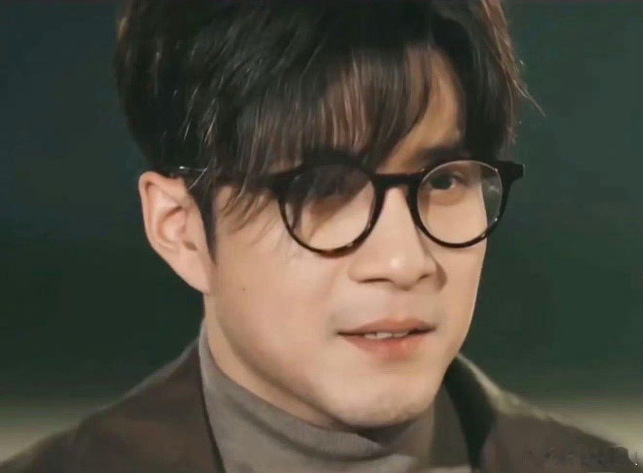 差点没认出来这是韩东君韩东君用演技完成“人间蒸发”！顾仰山软禁四年后出场，弹幕疯