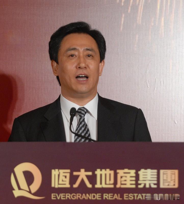 恒大还有翻身的希望吗？这还真不好说。一方面，恒大有翻身的资本。它是中国最大的房地