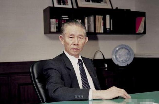 2008年，富商王永庆离世，子女发现他在瑞士银行有400亿存款，他们争先恐后想要