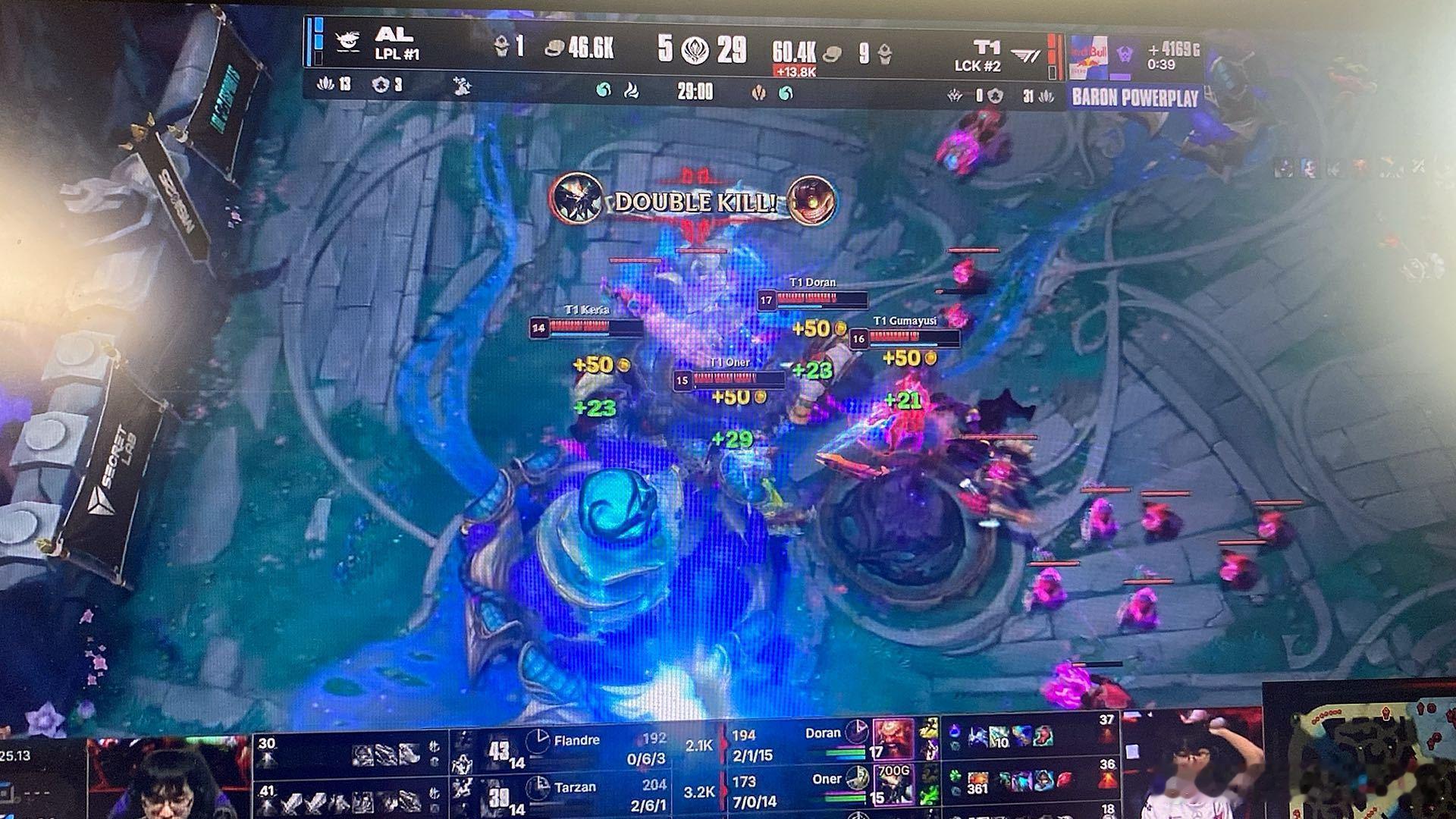 结束了，T1战胜AL，与GEN会师，LCK锁定MSI冠军，全场高呼T1。第四局被