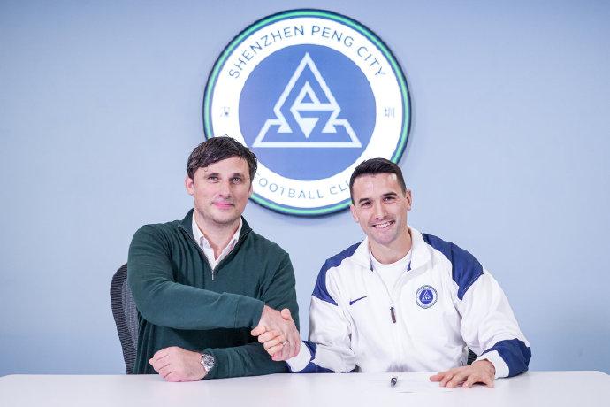 周定洋：新鹏城工作专业高效，有身处“亚洲曼城”的感受