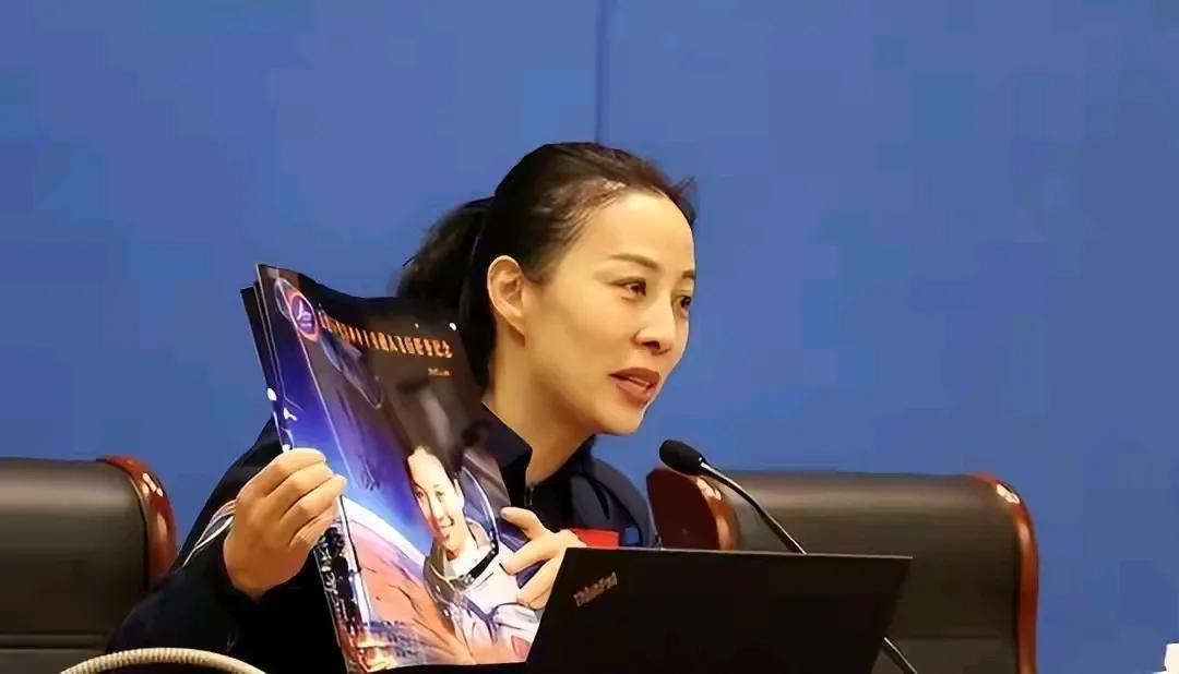 王亚平作为中国航天的重要代表人物，她的地位不仅仅在于个人的成就，更象征着中国航天