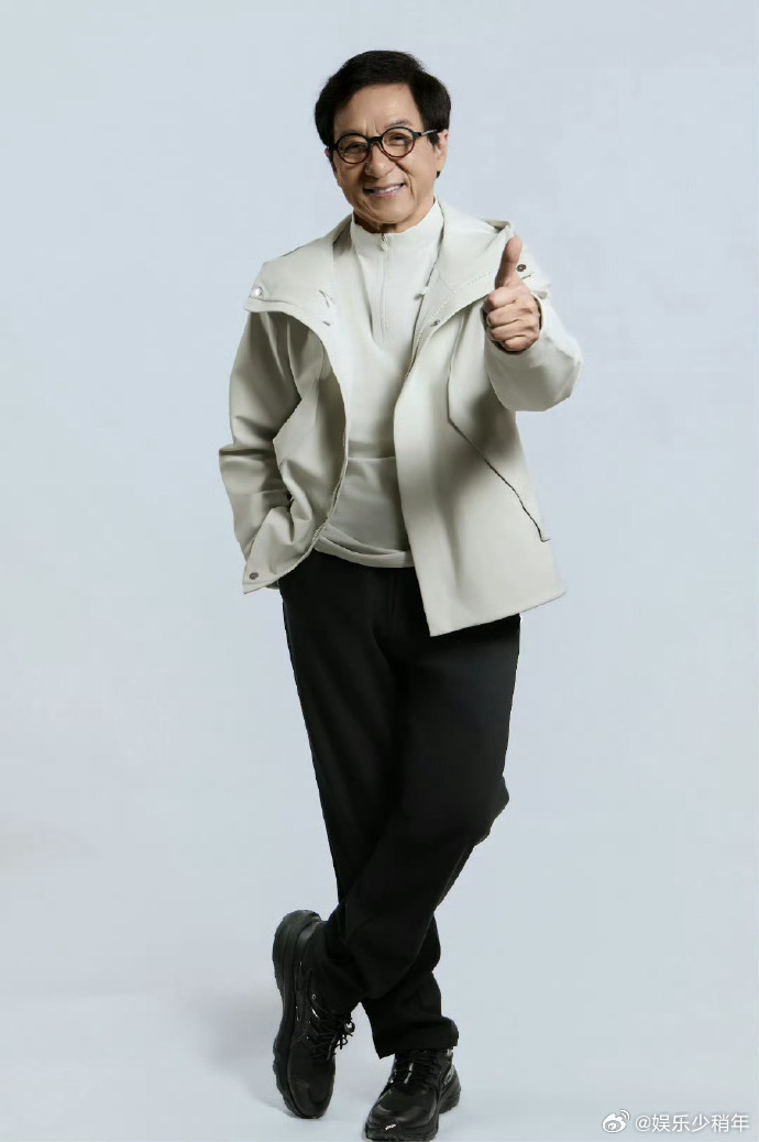 原来写信真的会被成龙看到成龙回应十年剧粉瞬间破防！十年的坚守与喜爱没有被辜负，成