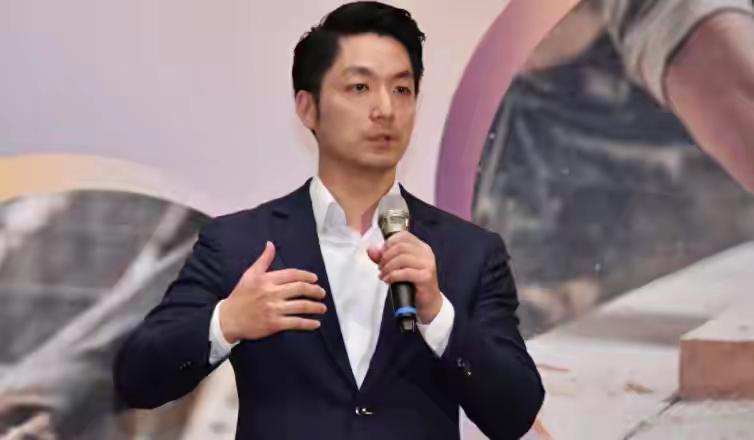 卢秀燕没戏了！根据岛内最新民调，国民党内参选2028的最有可能的是蒋万安。

也