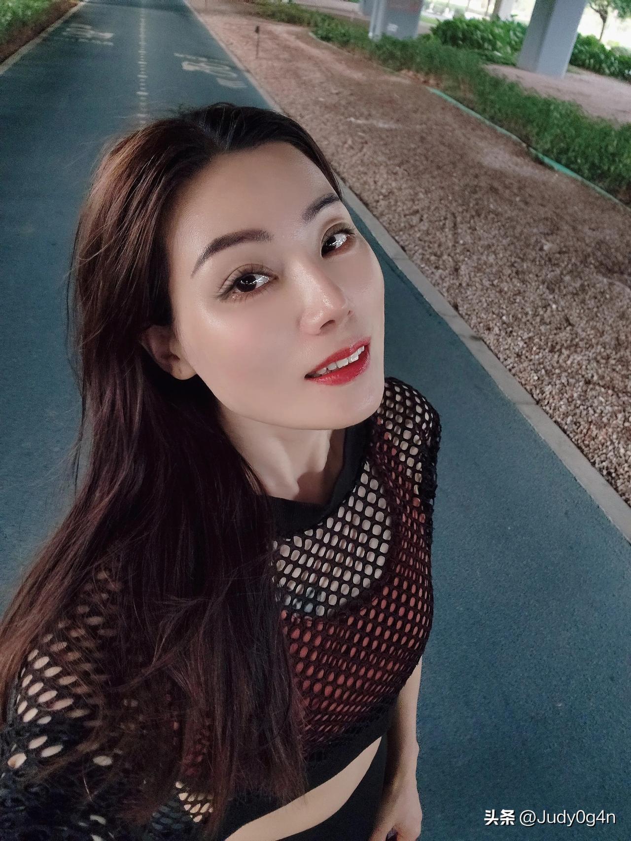 自律更自信，加油每一天！晨起自律美学