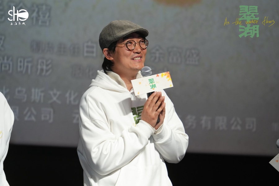 金爵佳片《翠湖》：外公悼念亡妻的笔记本，中国人的家庭史诗