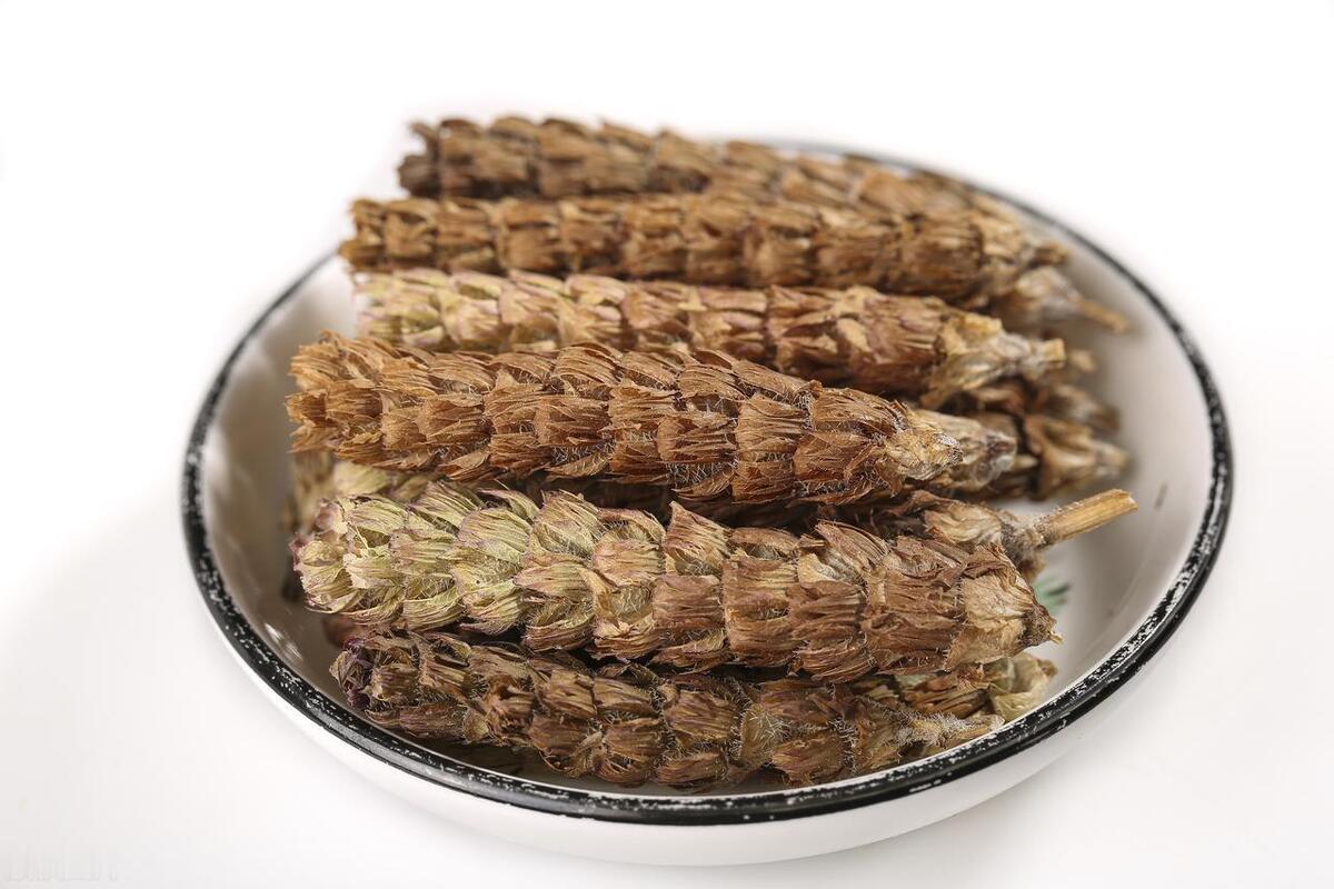 甲状腺结节，不过是“屎尿”堵住了后门！用1斤夏枯草消除患者甲状腺结节后，我还为自