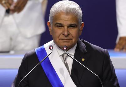 真的要奉劝巴拿马一句，千万不要惹中国，上一次惹中国的立陶宛已经开始认错了。
 