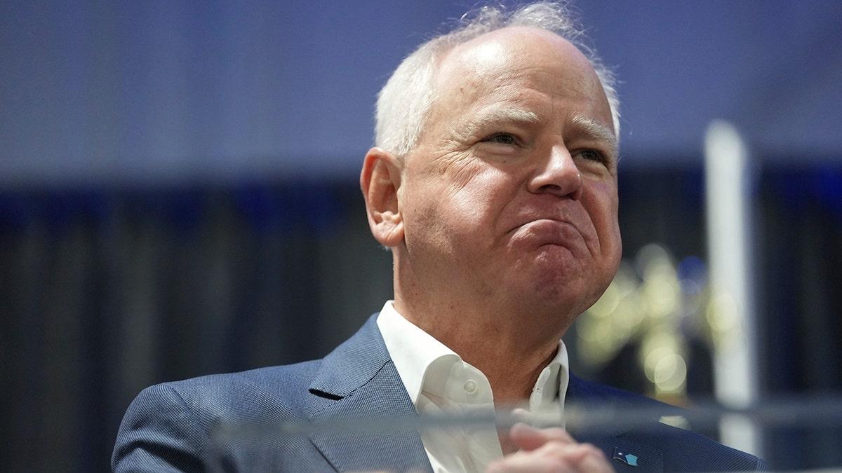 数十亿美国联邦拨付资金去哪了？明尼苏达州及沃尔兹遭审查，或与移民问题有关

近日