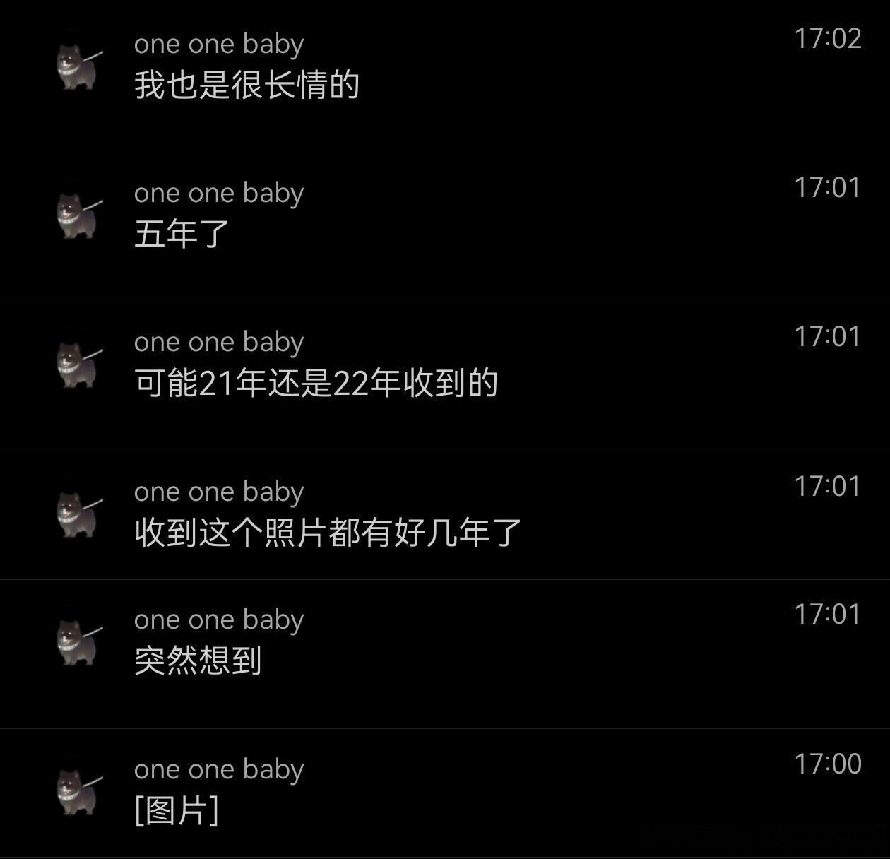 不丢 我们小丢已经会和弟弟要摸摸了😺厨房是禁地 小丢给自己叫胖了
