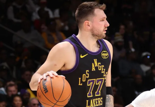 东契奇谈半场三双：这可能看起来容易，但实际上并不容易