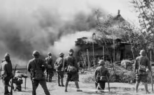 1941年，83名新四军进村休整，谁知2个懒汉告密引来日军，82人壮烈牺牲，让人