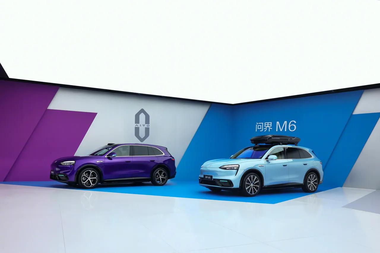 问界M6的正式上市，起售价25.98万元。而余承东在现场亲自演示了纯电版的智能电