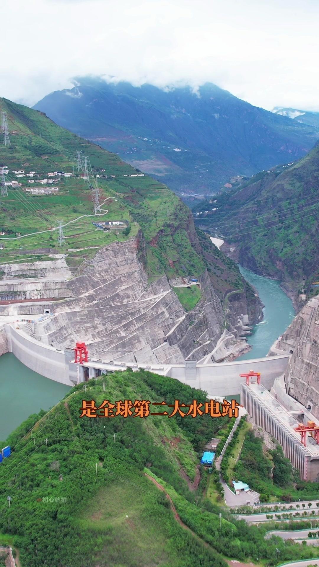 🌳白鹤滩水电站位于四川省凉山州宁南县和云南省昭通市巧家县境内的金沙江畔。

?