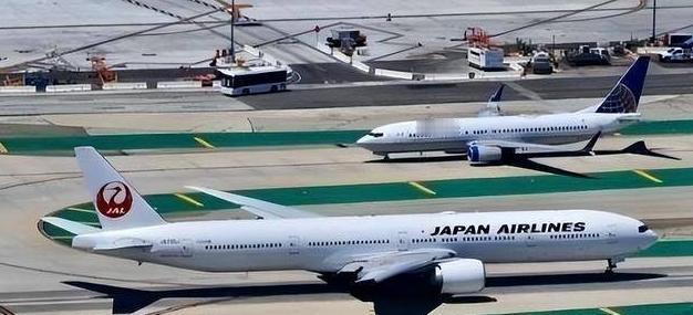 骂中国最凶，过中国领空最勤。2026年7月1日，我国新修订的《民用航空法》将正式
