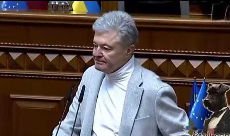 前乌克兰总统波罗申科呼吁暂停大选，主张应优先处理战事及国家核心议题。

波罗申科