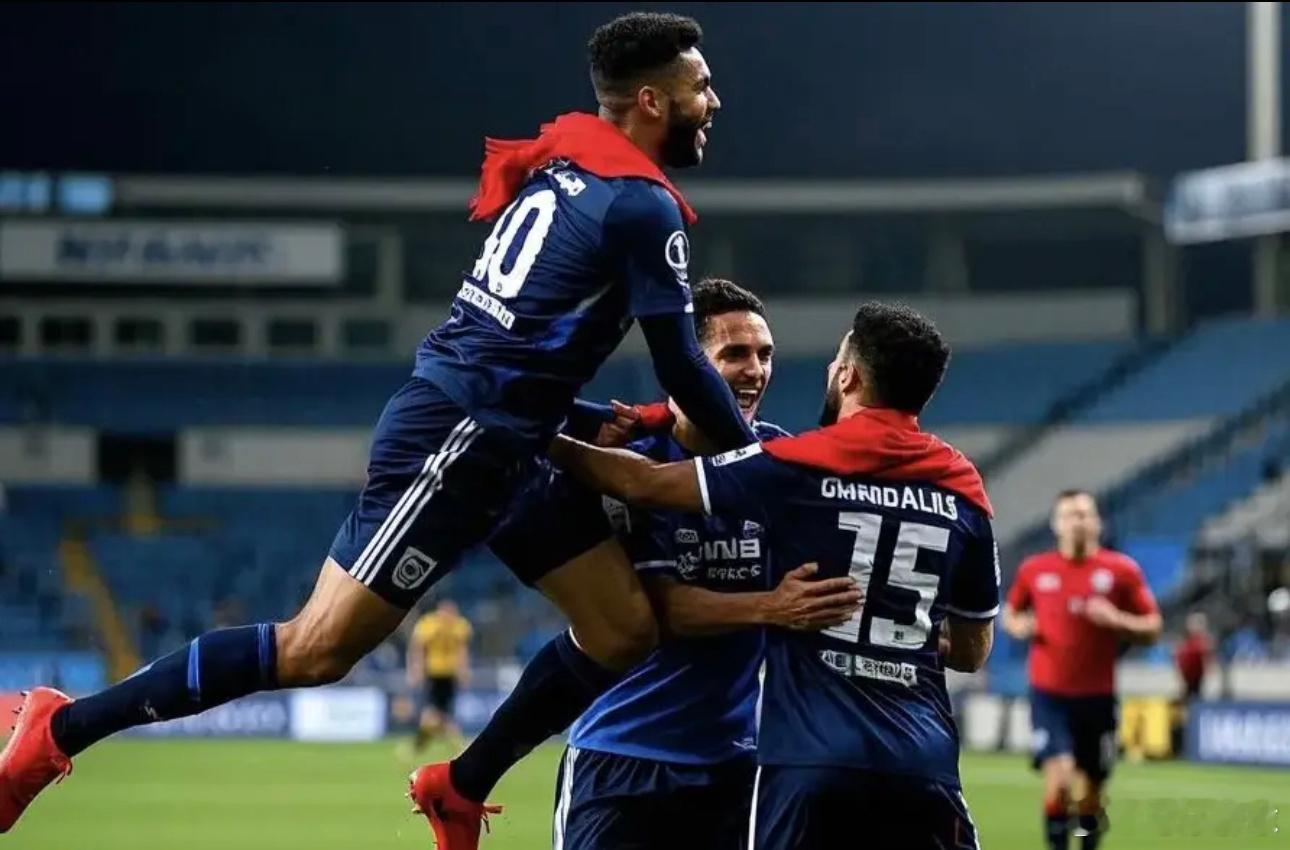 001墨尔本城vs奥克兰FC推荐：让负单关：客胜比分：1-1,1-2解析：墨尔本