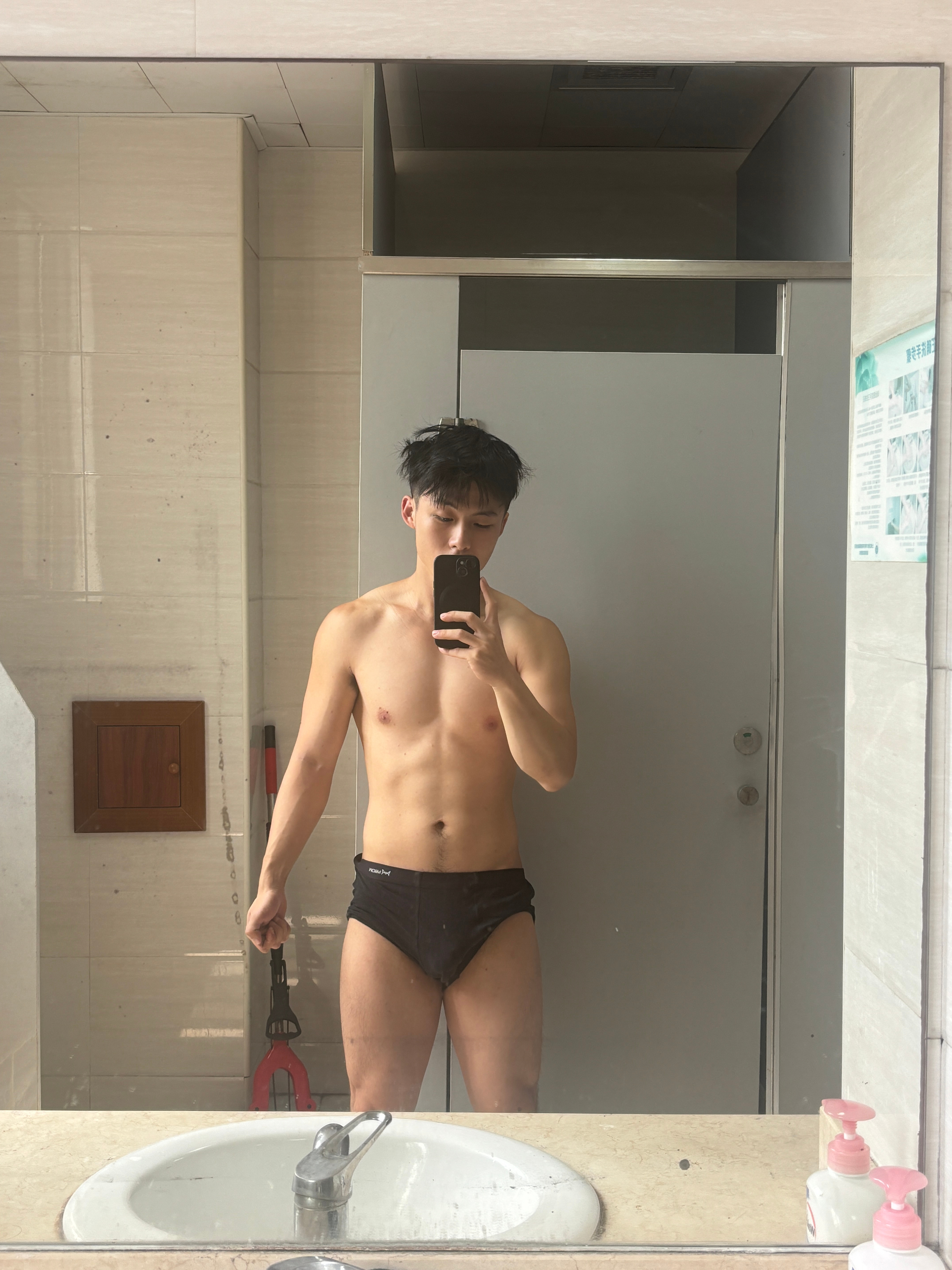 已经悄悄的瘦了这么多了 