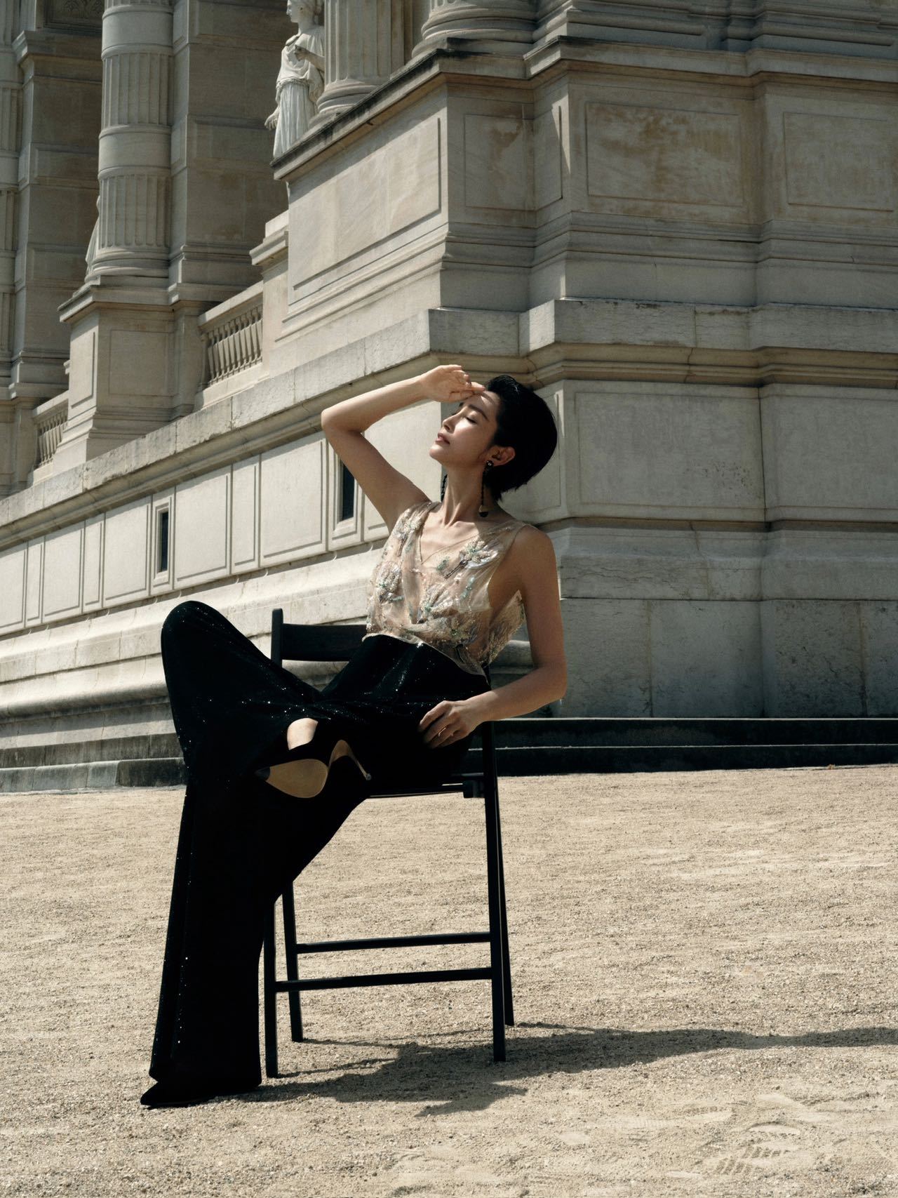 李冰冰新look完全妈咪级别Giorgio Armani Privé高定服饰适配