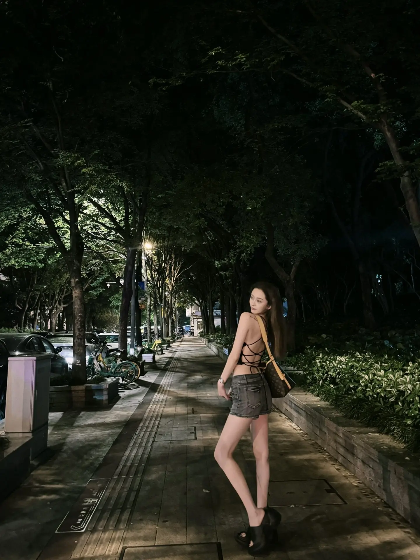 下辈子还长这张脸 爽