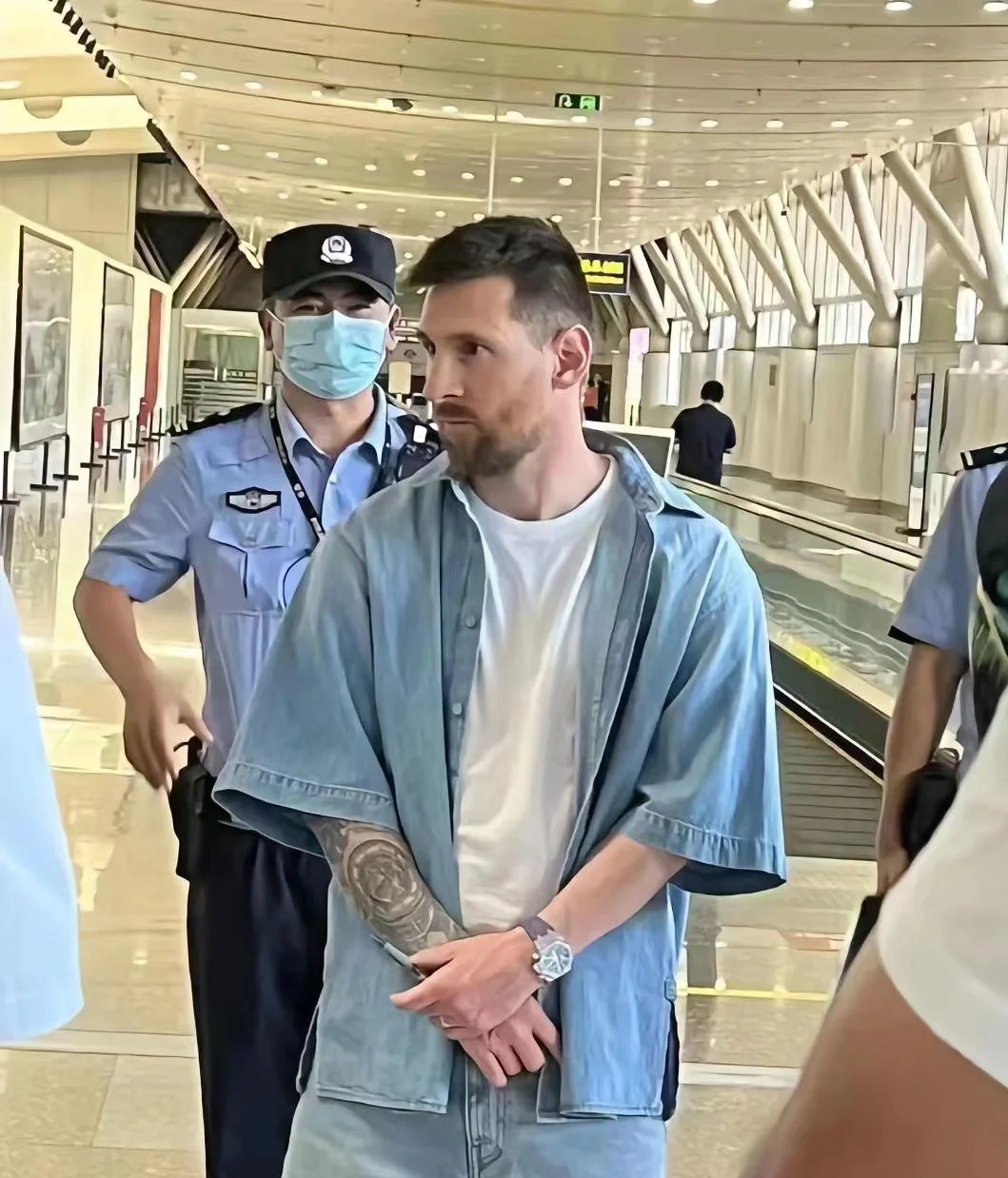 #梅西式乖巧#梅姓男性[喵喵] ​​​