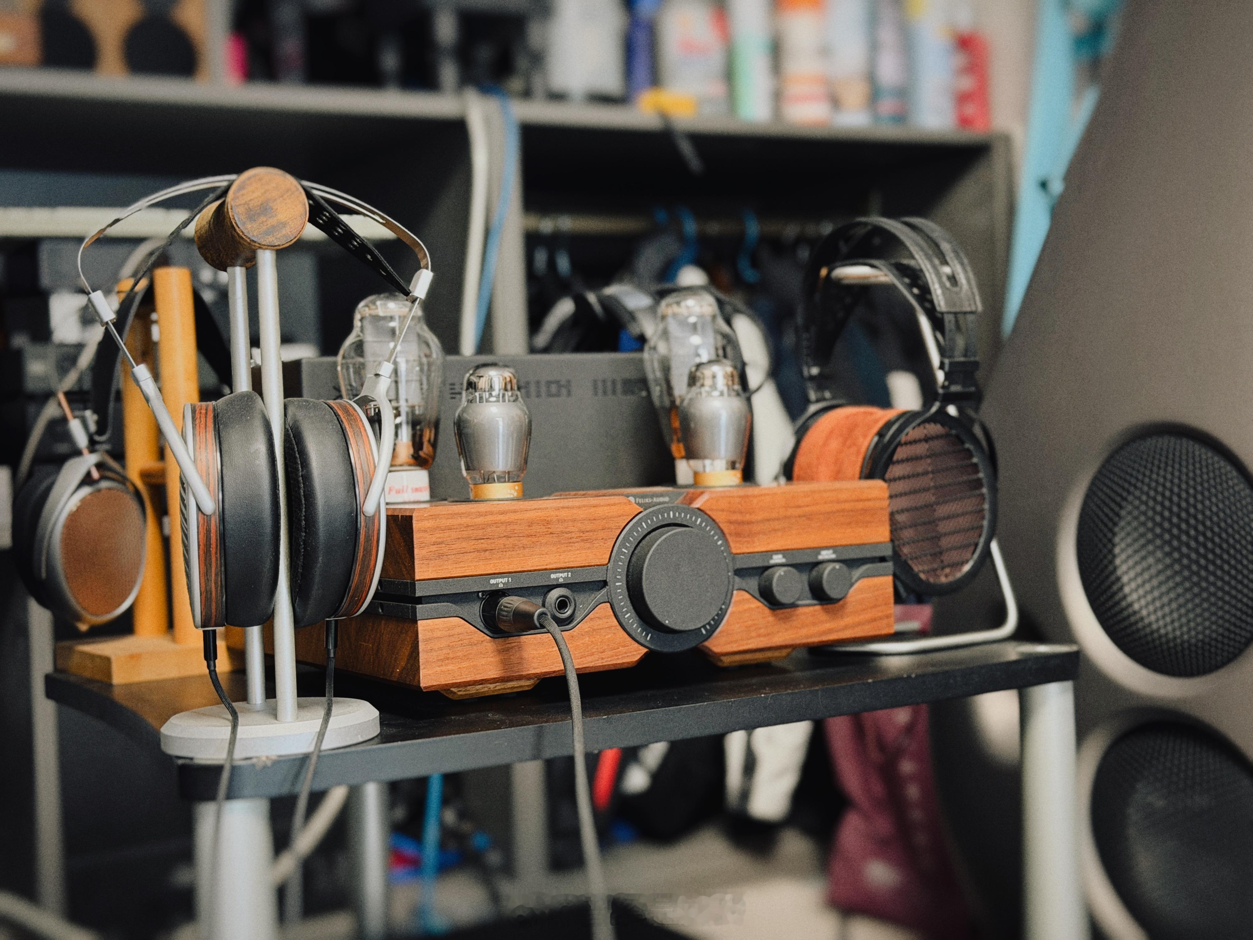 各位老烧，周末HiFi起来了吗？我已经嗨到不行啦耳机发烧友闲来无事开开箱