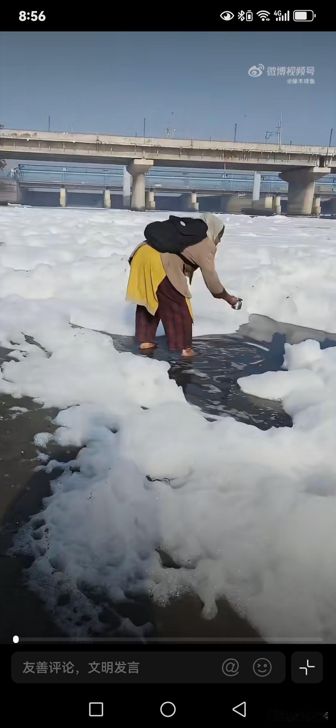 好家伙，印度下雪了