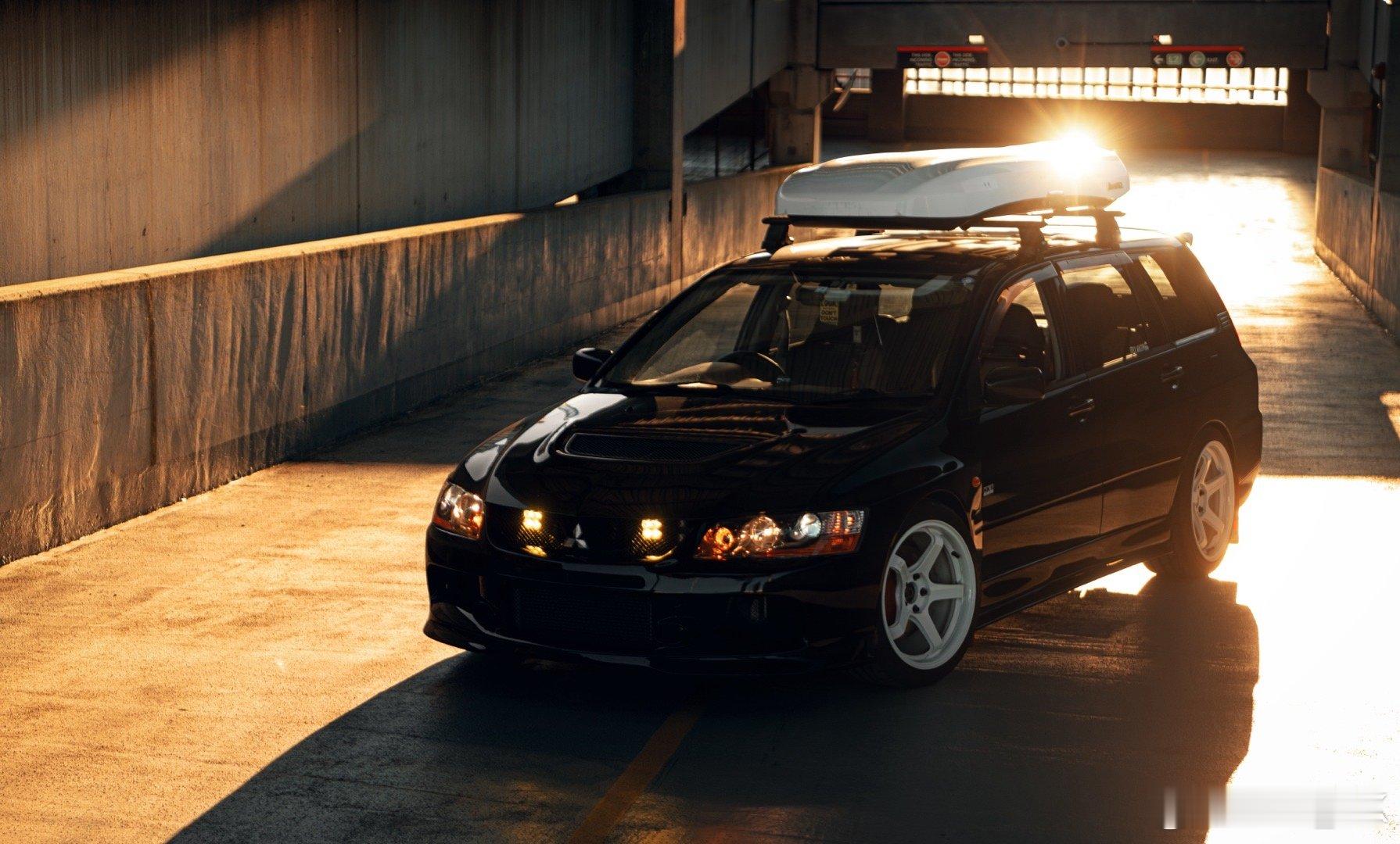 Mitsubishi Lancer Evolution IX Wagon | O