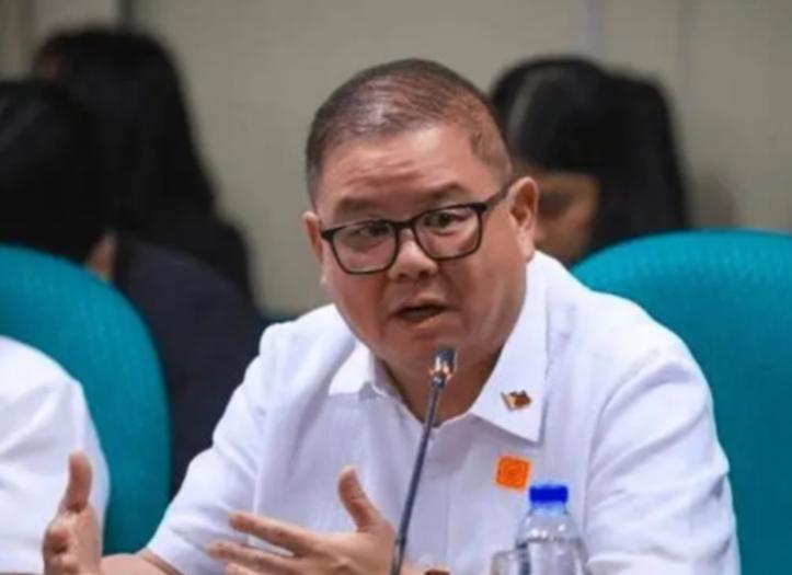 美日怎么都没想到，菲律宾高层突然表示：中国刚刚向我们做出了一项承诺。

美国深陷