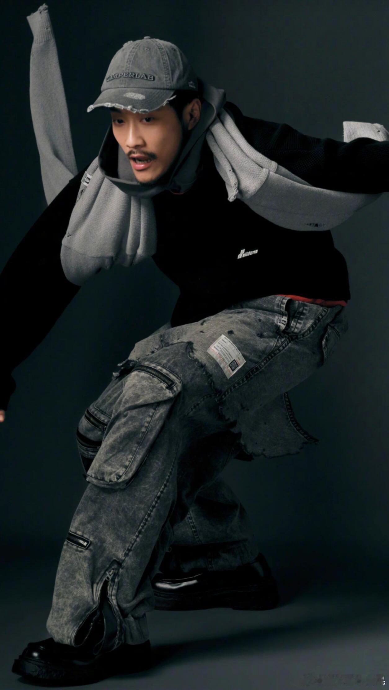 张兴朝连字都长在我的笑点上 张兴朝的搞笑藏不住！拆字思路清奇又有趣，字还透着无厘