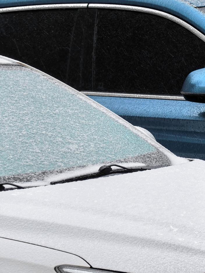 年前还在裹貂，年后海边防晒！我的回家过年行李大公开
 
在北京工作这些年，我的身