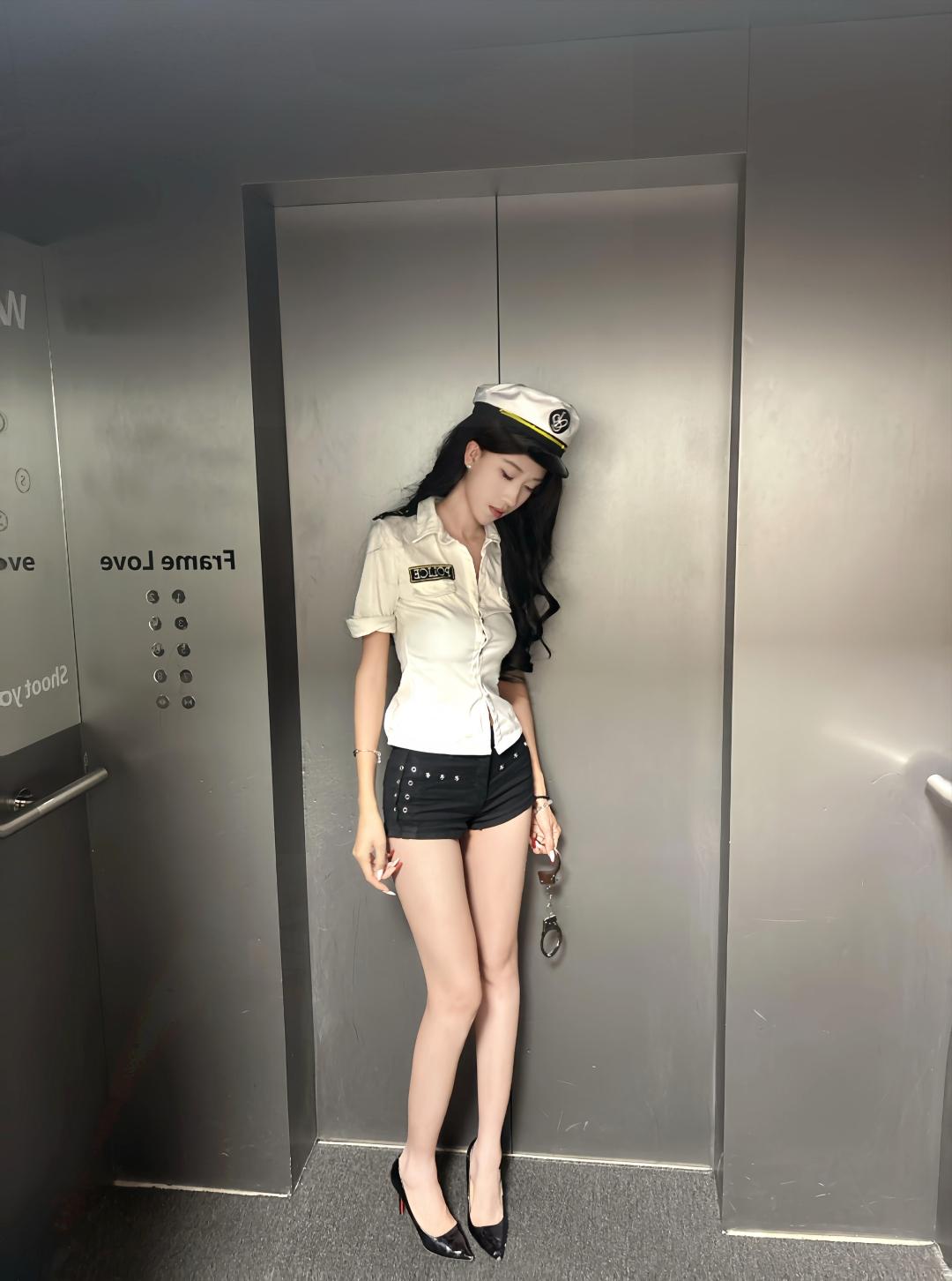 你们喜欢御姐还是辣妹[kiss]