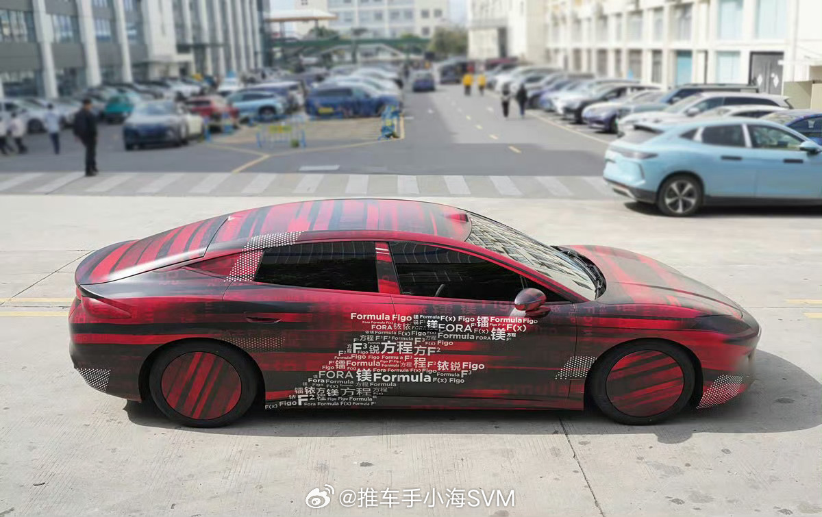  王力宏或将代言方程豹轿车王力宏在比亚迪总部参观方程豹车型，所以传出了这个消息。