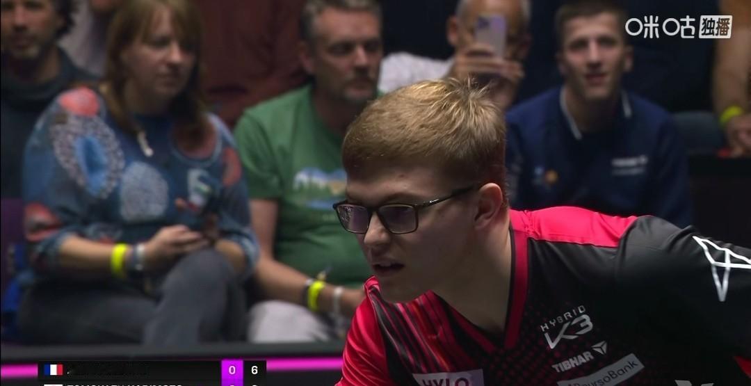 在法国蒙彼利埃的WTT冠军赛上，日本选手张本智和又输了。第四天男单1/8决赛，他