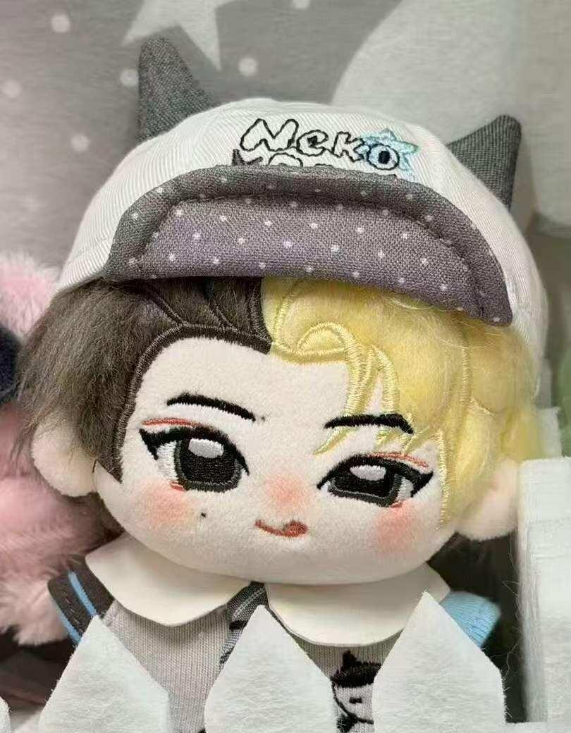 比邻星最有名的厨子！
@开xin娃吧 灯灯灯灯，调色盘小分队闪亮✨登场！欢迎您来