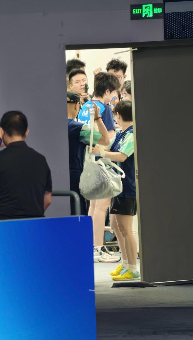 你俩白的发光王楚钦孙颖莎
