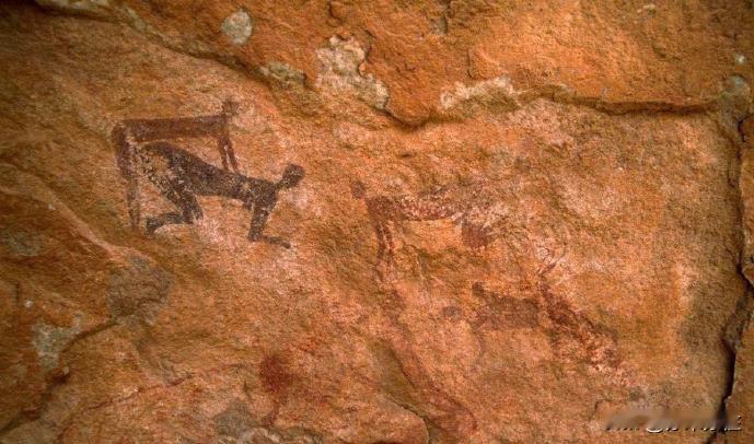 老照片欣赏：摄于1997年，阿尔及利亚。在一处洞穴的石壁上，发现了距今约7000