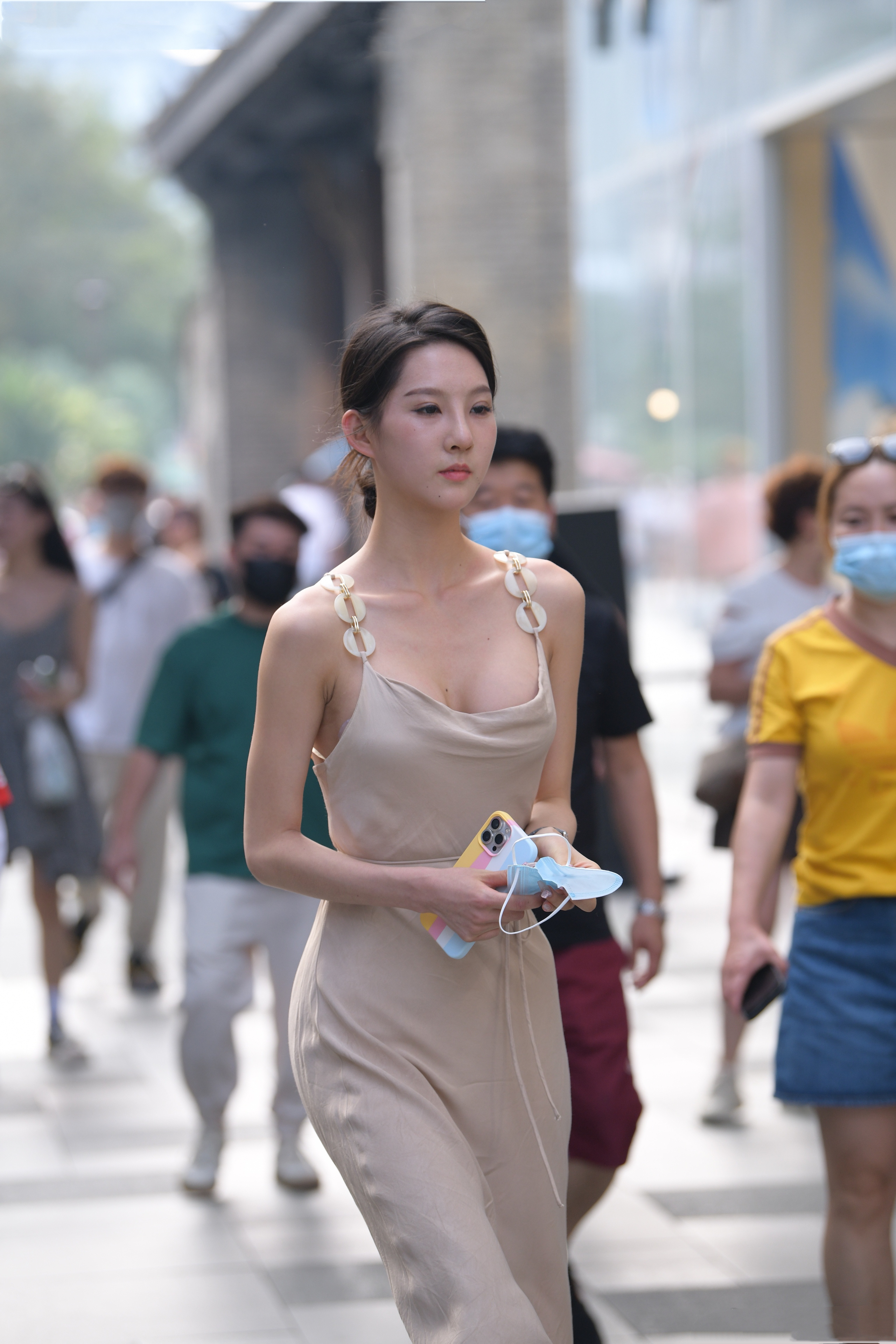 逛步行街最在意的就是回头率 ​​​