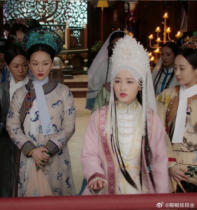 如懿传 大如唯一一次被艳压，这眼神立马有故事了 ​​​