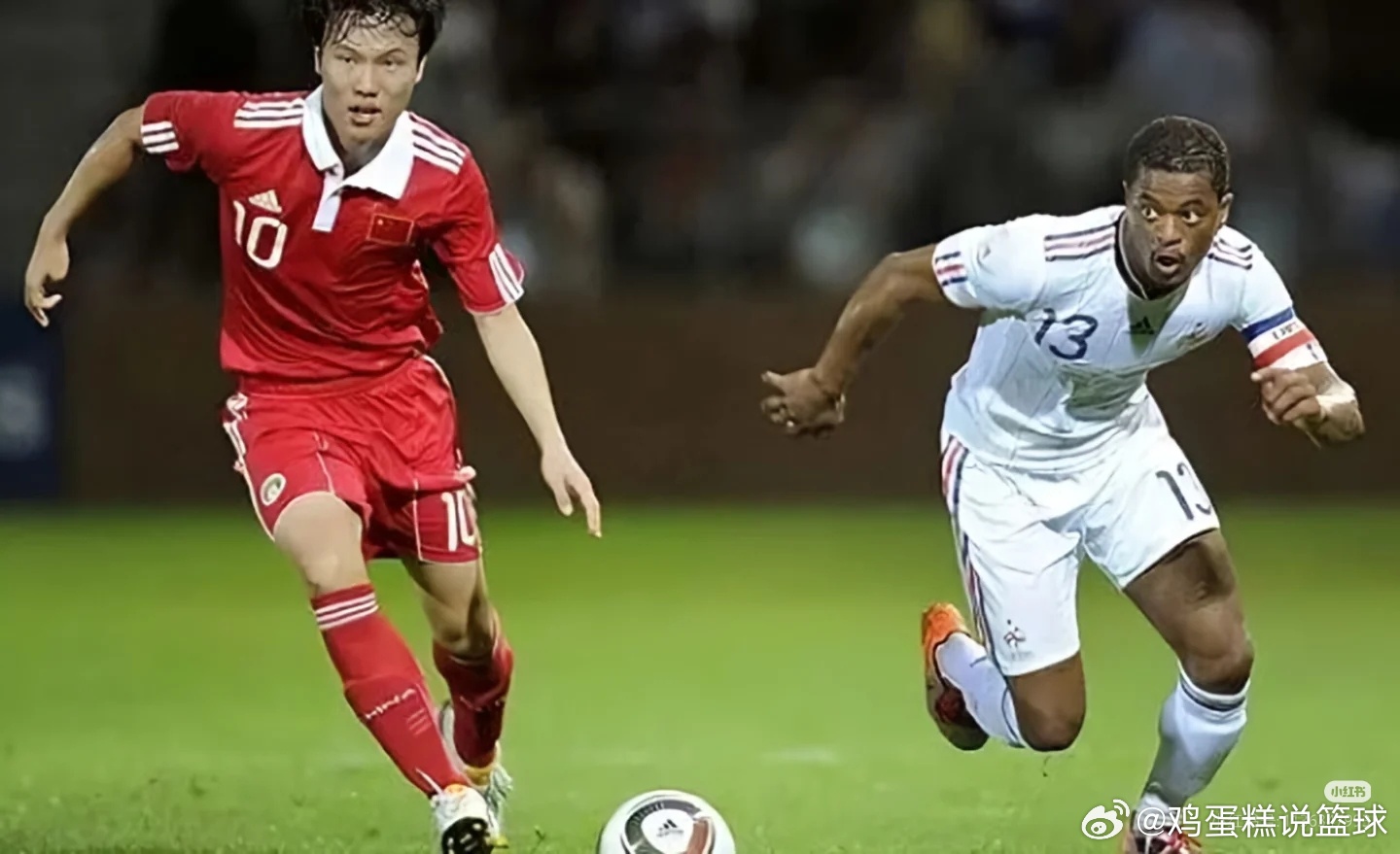 上次法国在世界杯热身赛输球，还是2010世界杯，0-1输给咱们国足。法国1比2科