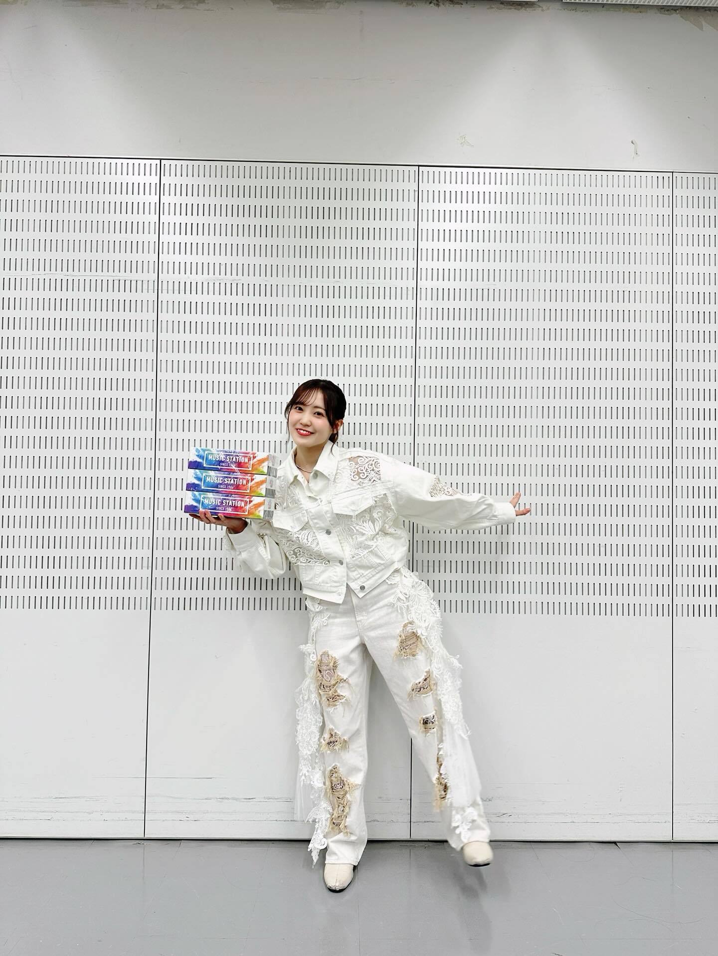 松田里奈　まつりのいんすた