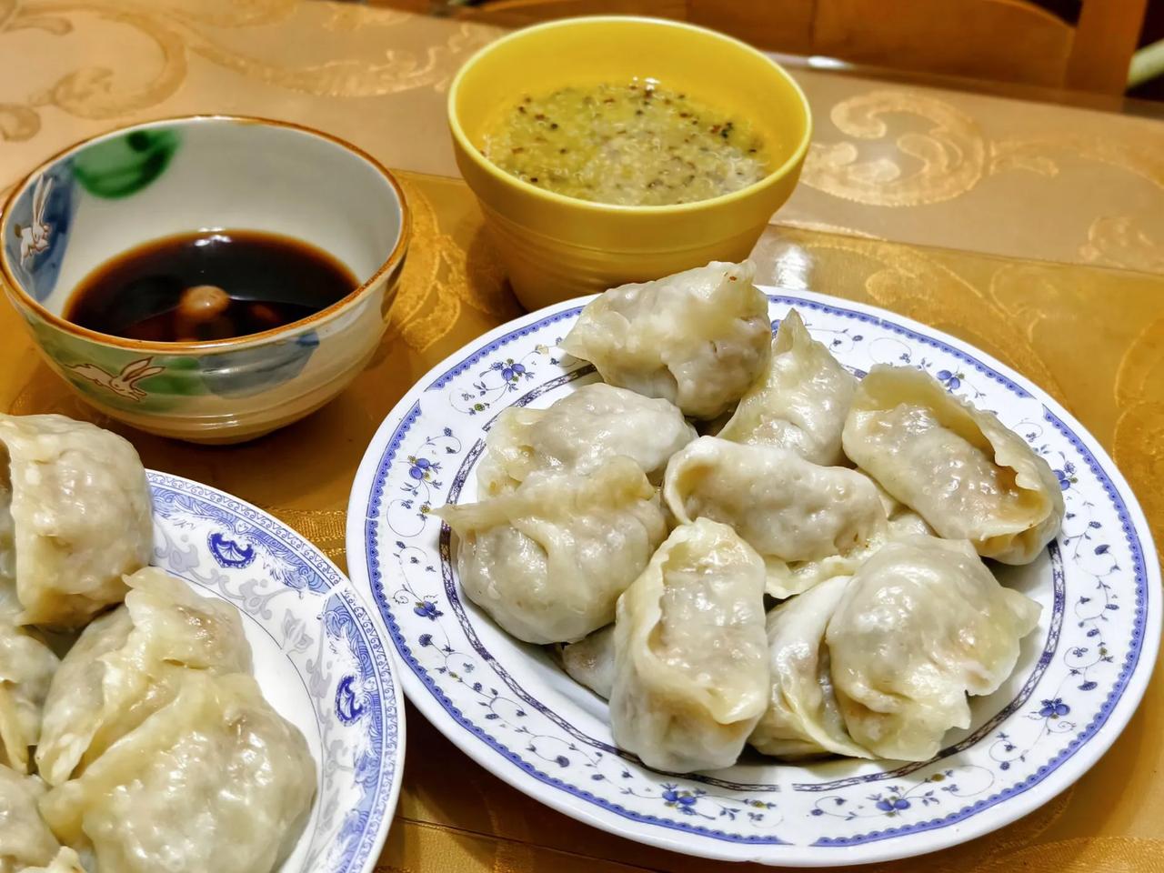 晚饭，吃了嘛？吃的嘛？
#秋日生活打卡季# #家常美食#